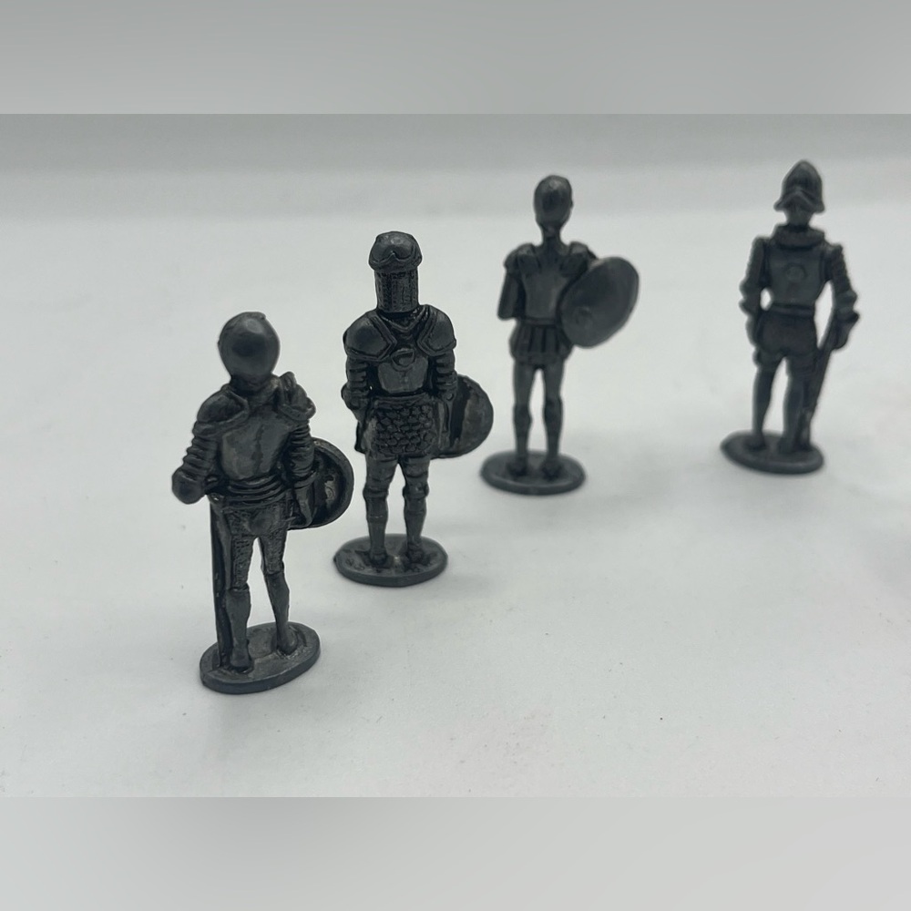 6 Pewter Knight 1.5" Figurines Knights, Medieval, Fantasy, Dragons - Picture 4 of 7